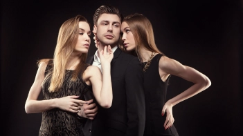 poly triad, mff, poly dating 