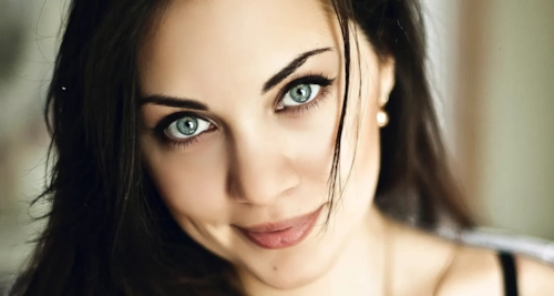 brunette singles